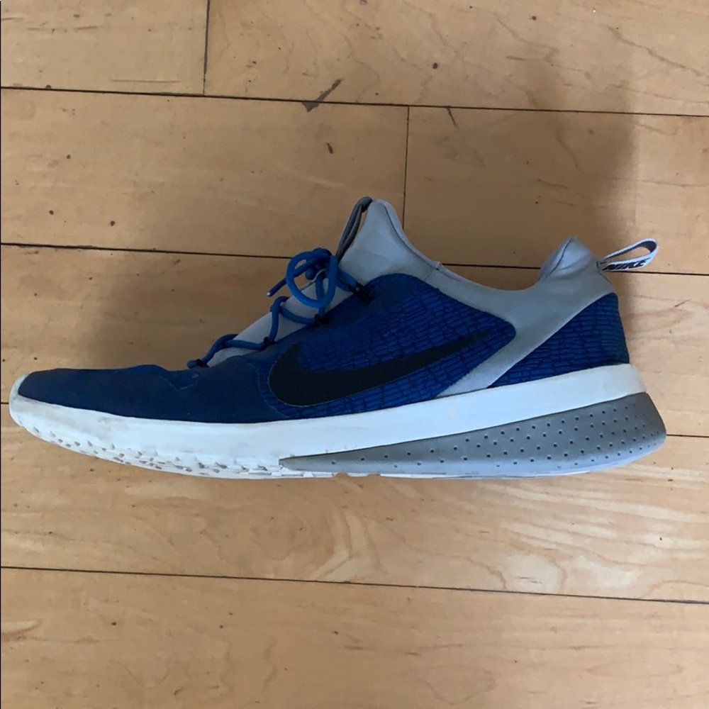Nike Runners - Picture 3 of 4